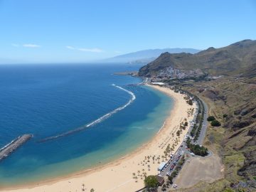 Bureau Vallée opens for business in Tenerife