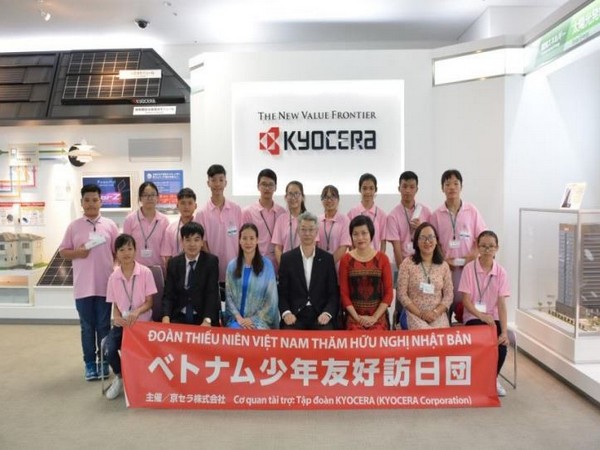 Kyocera welcomes Vietnamese children