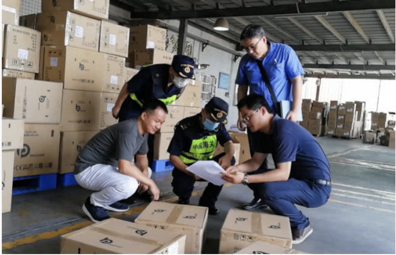 Zhuhai customs take action