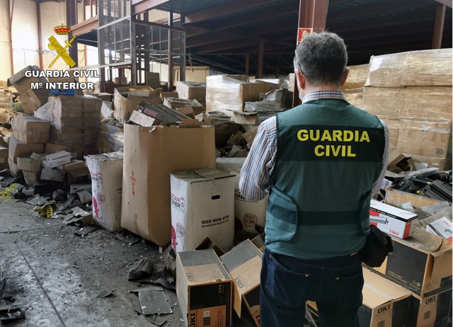 Spanish Civil Guard finds 5,000 tons of clandestine waste toners